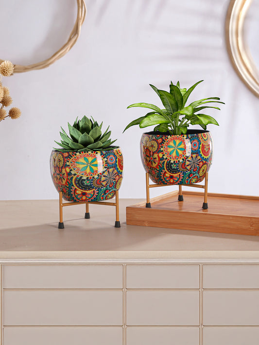 Mithuna Ethnic Handcrafted Planter With Stand