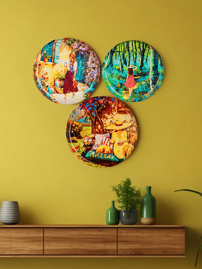 Daring Décor Wall Plates