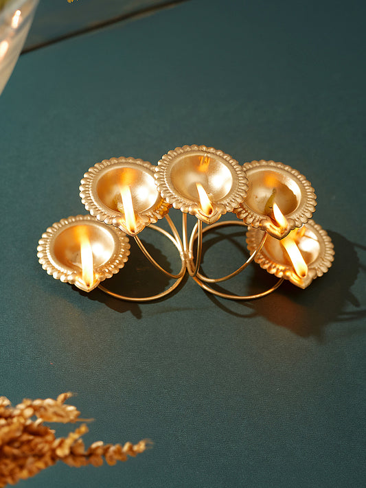 Antique 5 diyas Urli
