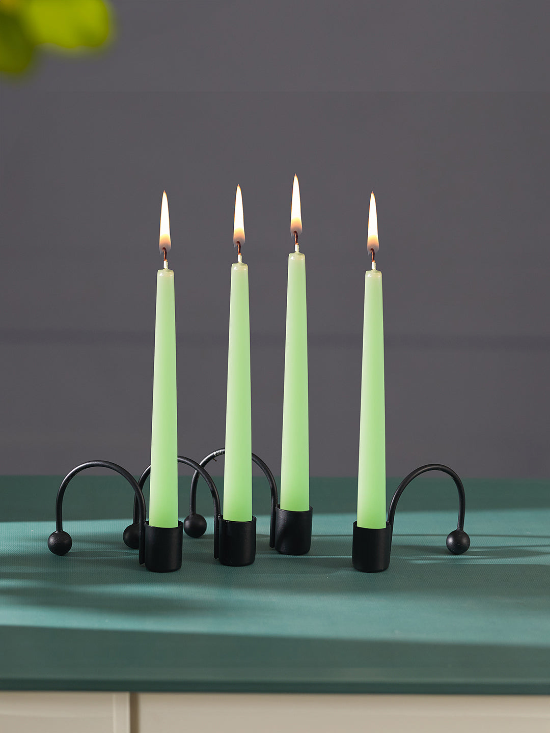 Aura Lights Tea Light candle holder-Set of 4, Black